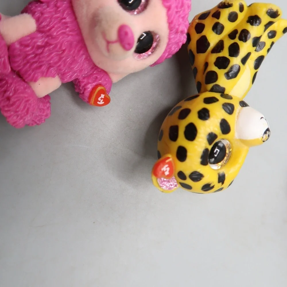 Cat and Puppy Dogs Figure Lot Mini Puppies Kittens Cartoon Toy